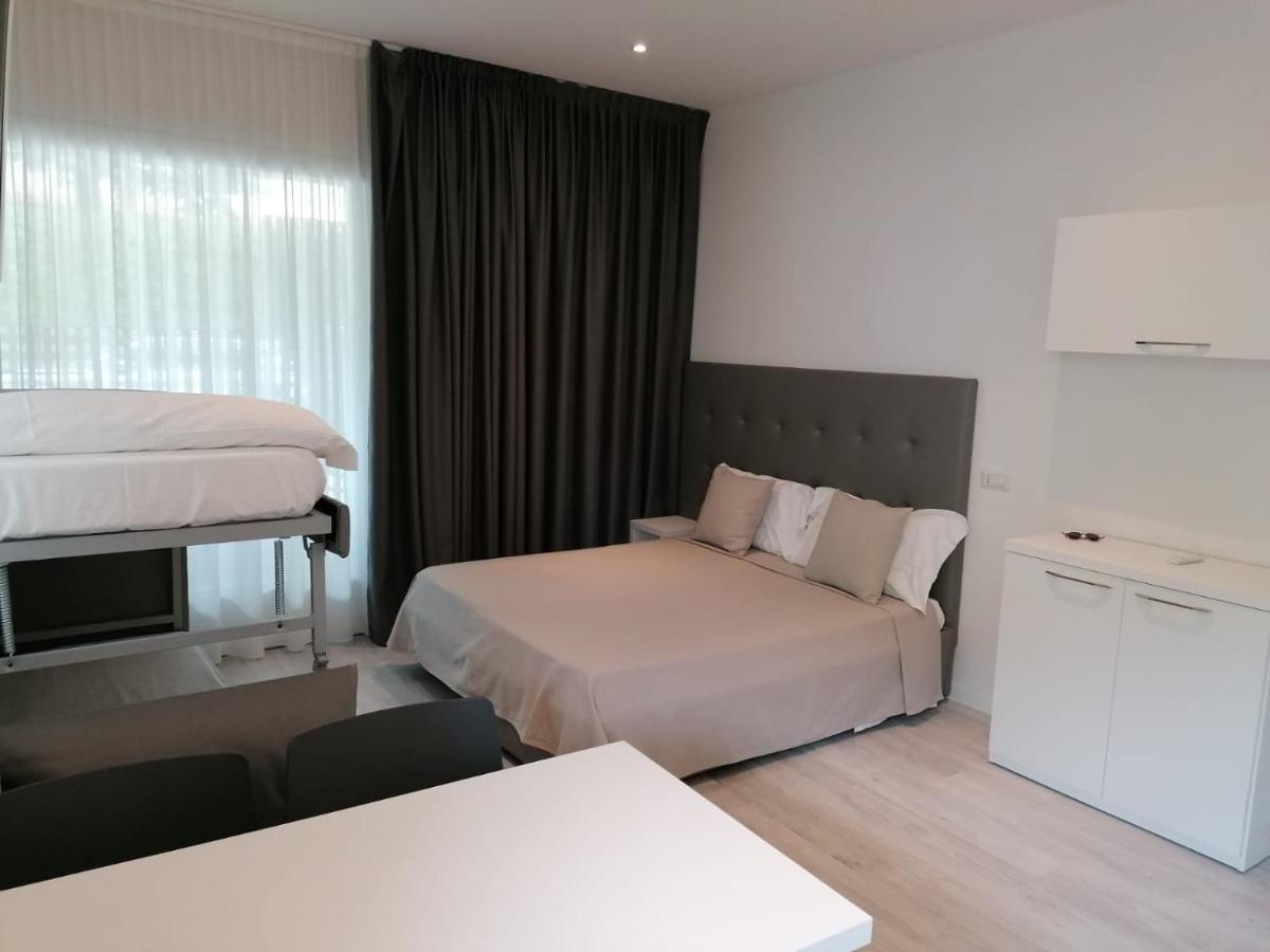 Hotel Ardea Риччоне Экстерьер фото