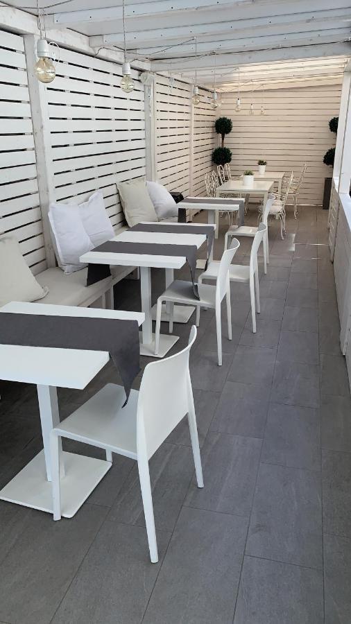 Hotel Ardea Риччоне Экстерьер фото